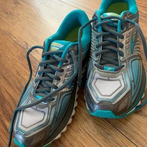 Rooms glycerin running shoes